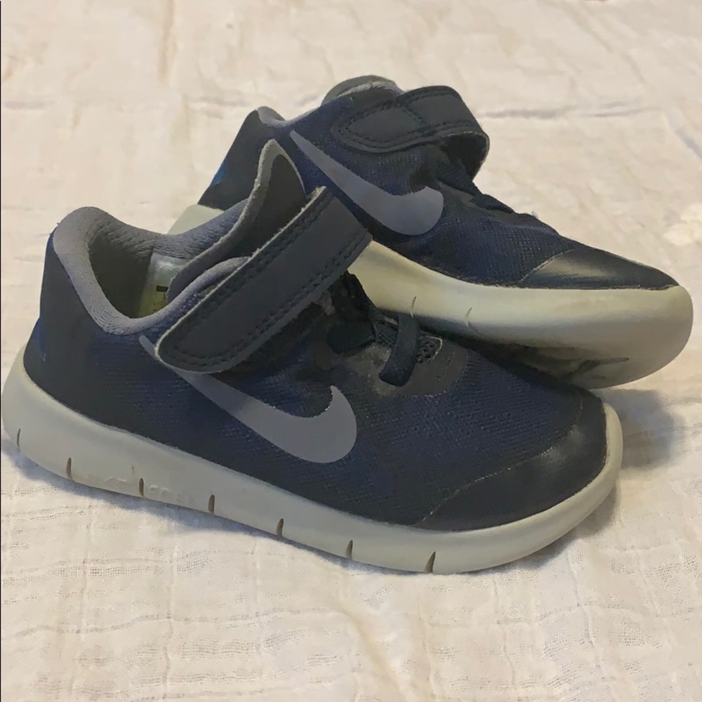 Nike Size 9 Sneakers